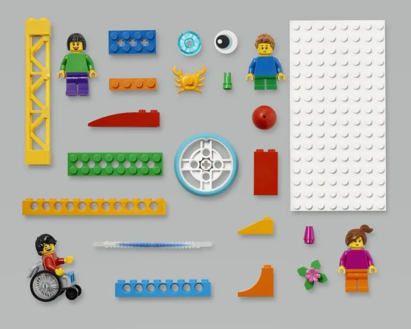 LEGO® Education SPIKE™ Essential - zestaw podstawowy 45345 – zdjęcie 2 z 3